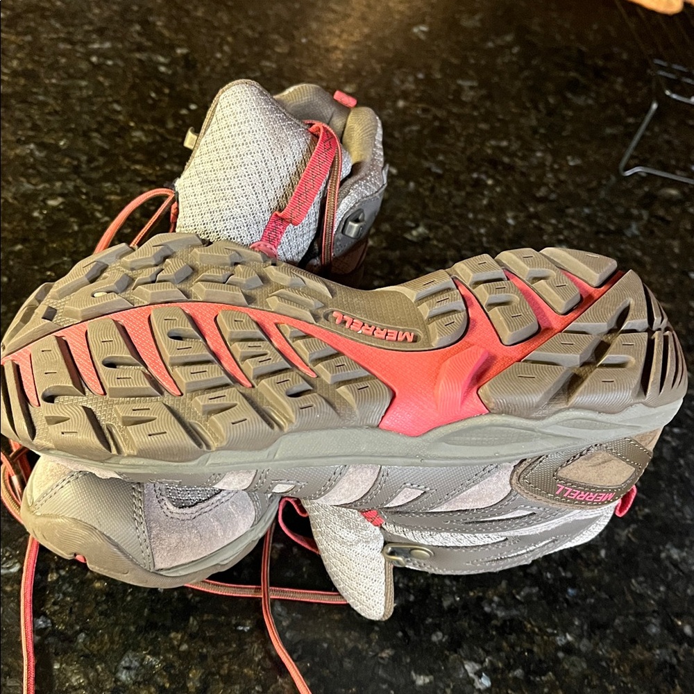 Merrell boots - Picture 3 of 4